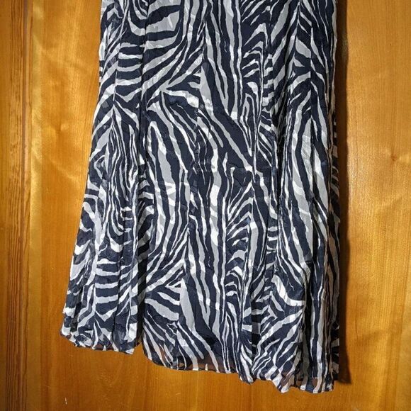 JONES NEW YORK SILK/RAYON LINED ANIMAL PRINT SKIRT SZ 14 - Picture 2 of 8